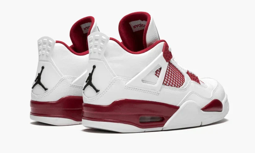 Air Jordan 4 Retro “Crimson Tint”